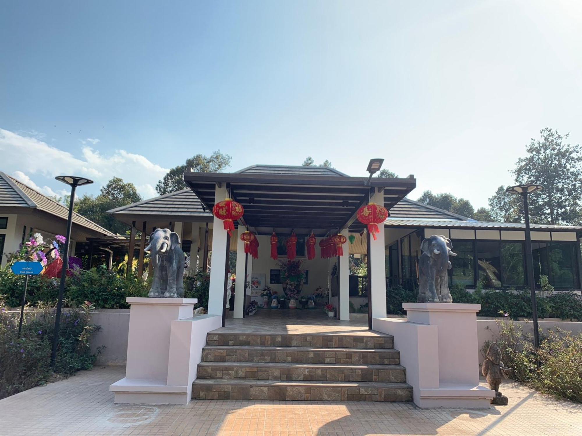 Baan Pingkan Wellness Resort San Kamphaeng Exterior foto