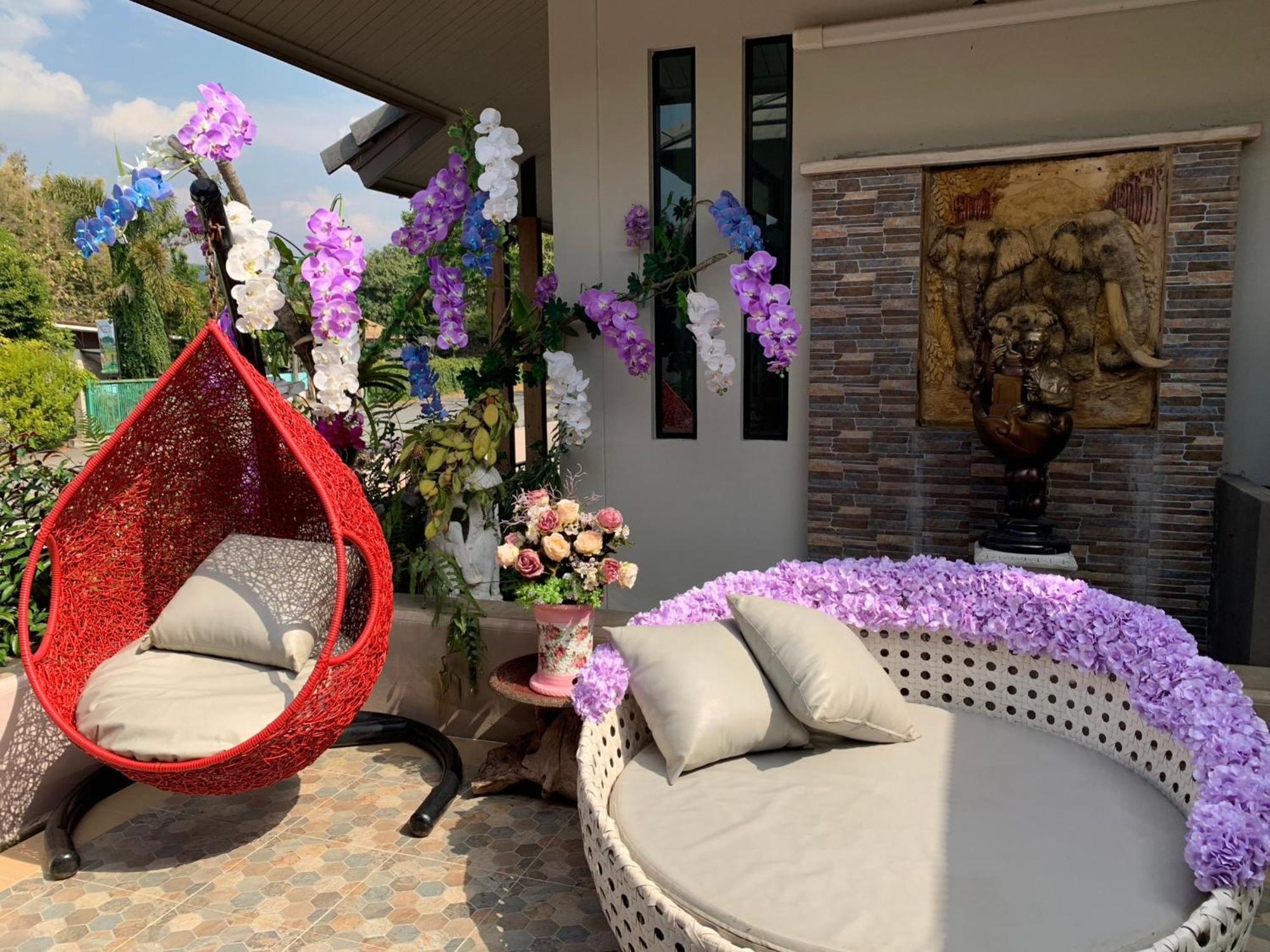 Baan Pingkan Wellness Resort San Kamphaeng Exterior foto